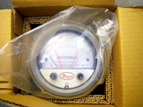 (6435) dwyer pressure gauge 3003sgt for sale