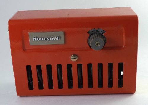 New Honeywell Farmostat T631B Thermostat Farm Barn  HVAC Control Industrial