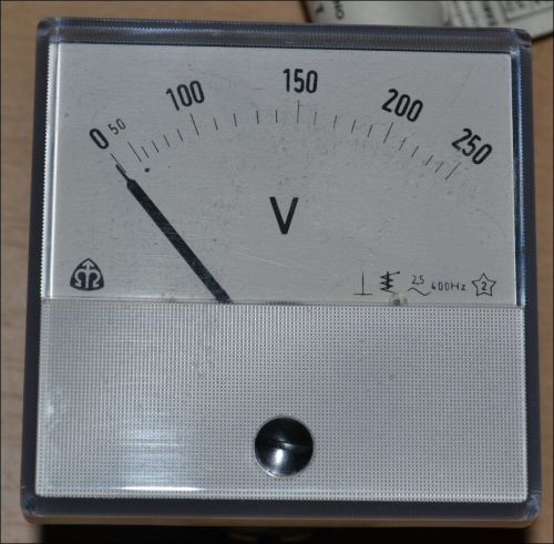 0-250V AC Panel Voltmeter. 400Hz. Class 2.5