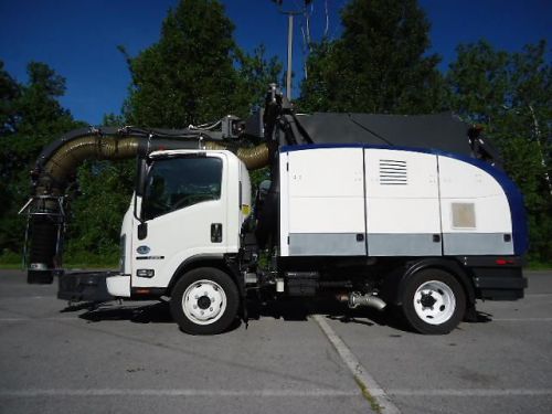2009 isuzu nrr turbo diesel only 3k miles ! madvac lt500 litter collector vacuum for sale