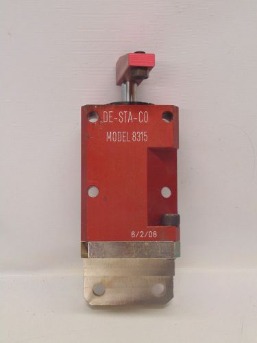 De-sta-co model 8315 pneumatic swing clamp 1/8 npt (r1-2-5) for sale