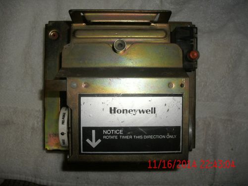 Honeywell R4140M 1046 Programmer