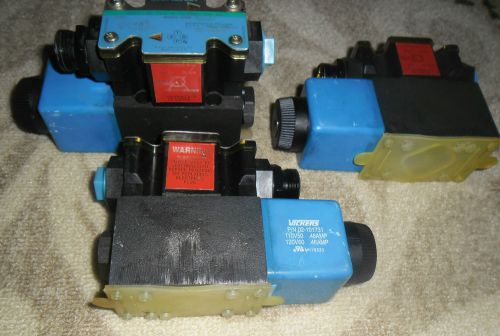Lot of 3 vickers dg4v-3s-22a-m-fpa5wl-b5-60 directional control valve for sale
