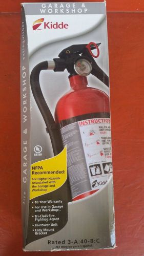 Kidde Garage/Workshop Fire Extinguisher 3-A: 40-B:C Model 21005766