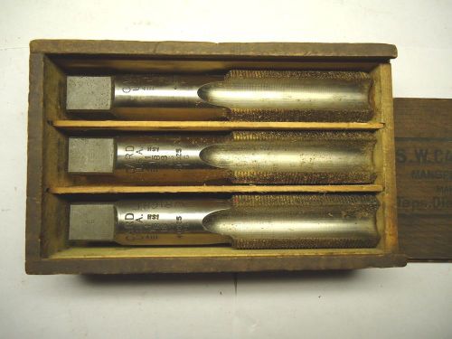 Vintage s.w. card man&#039;f&#039;g co. three 1-1/8&#034;-18 ns +.0025&#034; taps w/ wooden box for sale