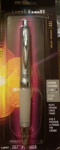 Uni-ball Signo 207 Premier gel ink pen