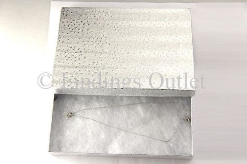 7 1/8&#034; x 5 1/8&#034; x 1 Cotton Filled Jewelry Gift Box With Silver Texture 100 Pcs