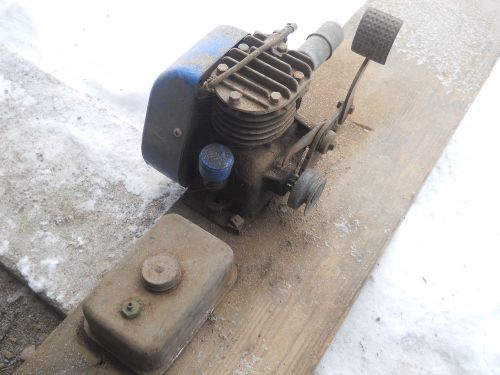 Vintage 1930s Briggs &amp; Stratton Model WM Gas Engine Small Cast Iron Motor 60949