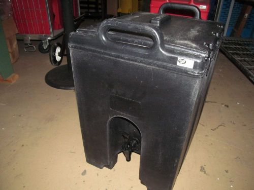 Cambro 10 gallon hot / cold insulated beverage dispenser (black) for sale