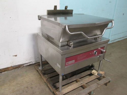 &#034;southbend&#034;  natural gas h.d. commercial 30gal. tilting skillet / braising pan for sale