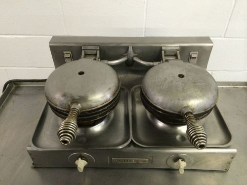 Wells double waffle maker model ld for sale