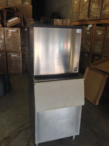 Used manitowoc 1000 lbs cube ice (qy01002a) with new bin 500 lbs storage for sale