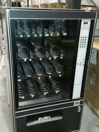 22 Item Snack Vending Machine