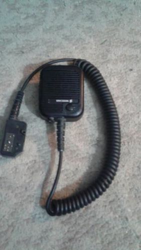 Ericsson lapel speaker microphone KRY101 1617 13R4A Police fire ems radio