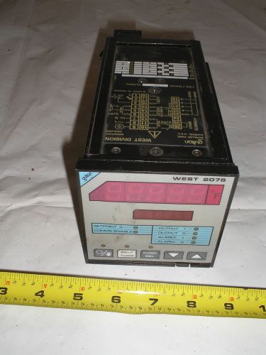Gulton West Instruments 2075 No: 8909-439E Digital Temperature Controller