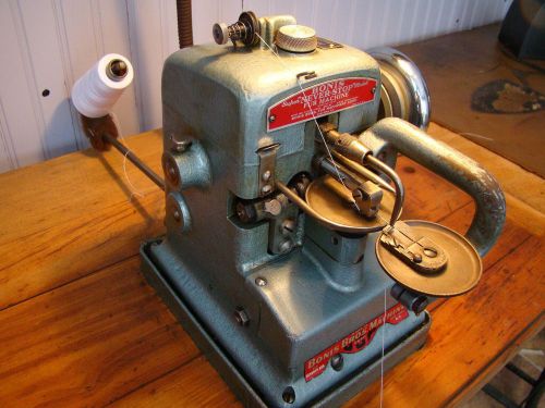 Bonis &#034;Super Never Stop&#034; Fur Sewing Machine - Complete and Working Great