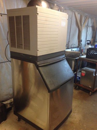 scotsman ice machine model cme656ae-32a air cooled 500 lbs and stainless bin