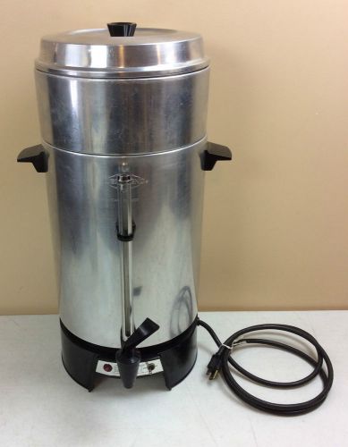 Nice West Bend 33600 Commercial 100 Cup Electric Percolator Coffee Maker Urn Pot