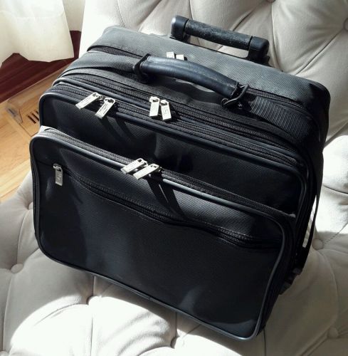 USL United States Luggage Rolling Laptop Briefcase