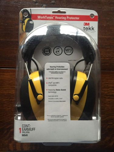 3M Tekk &#034;Worktunes Hearing Protector&#034;