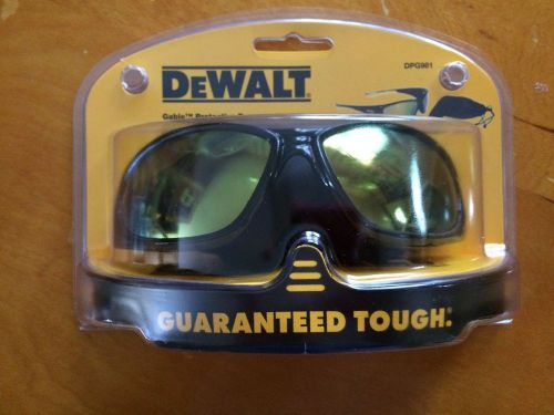 Dewalt Gable Protective Eyewear Safety Glasses &amp; Cloth Carry Bag Included!*NEW*