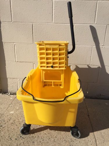 Rubbermaid 8 gallons yellow mop bucket for sale
