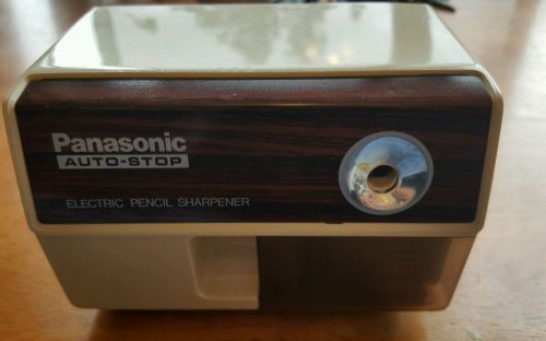 Panasonic Model KP-110 Electric Pencil Sharpener Works Great