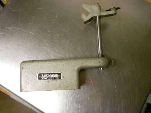 K O LEE MODEL B-939 CENTER GAGE FOR TOOL AND CUTTER GRINDER