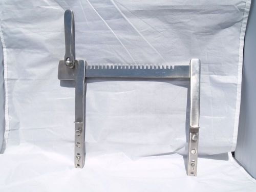 TSI rib spreader Made in England stainless   medical
