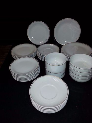 Porcelain mercedes-benz china dinnerware moving sale for sale