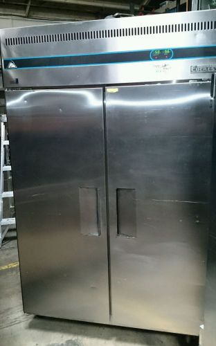 Solid door Reach -in Refrigerator /Freezer combo