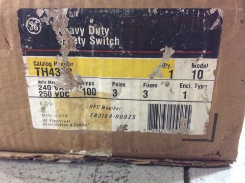 GE General Electric Heavy Duty Safety Switch TH4323 100 Amp 240 Volt Fusible