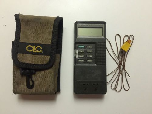 Fluke 52 k/j thermometer with 1 thermocouple in carrying case for sale