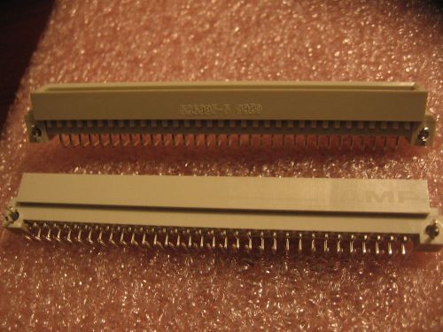 QTY: 9 UNITS P/N 536385-5 DIN 41612 PCB CONNECTOR PLUG 64WAY 2.54mm SOLDER RA