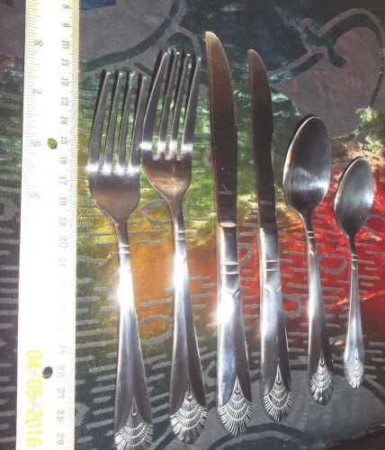 Walco 18/10 S.S. 5 Pc P.S.Art Deco # 80B05 w/ Bonus Euro knife Hotel Quality NEW