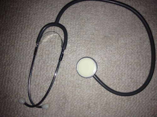 STETHOSCOPE LIGHT WEIGHT GRAY DOCTOR WORKS GREAT