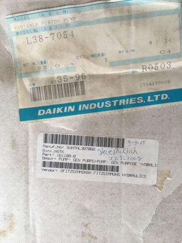 L38-7054 Daikin Variable Piston Pump