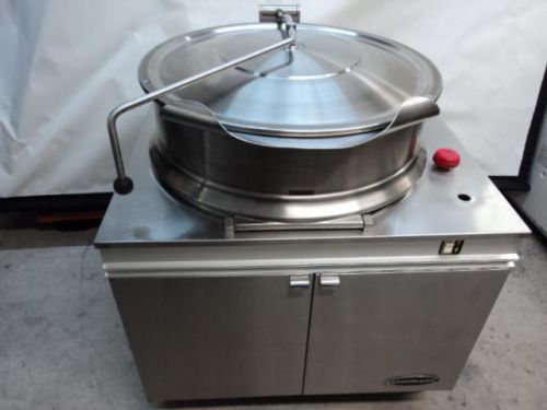 Cleveland KDM-40T Direct Steam Tilting 40 Gallon Kettle Jacketed (msrp $9,581.00