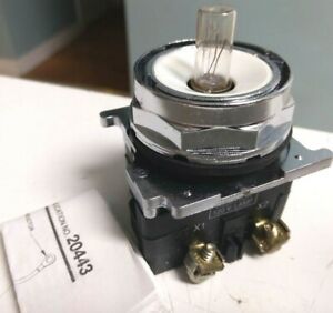 Cutler Hammer 10250T201N Ser B2 Oiltight Indicator Light 120V AC-DC NEMA 4,4X-13