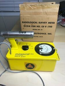 Electro-Neutronics CDV-700 Geiger Counter Kit with Accessories - Civil Defense