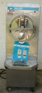 TAYLOR 220-27 220 HIGH PRODUCTION ICE CREAM BATCH FREEZER MACHINE 1PH