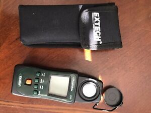 Extech LT40 LED Light Meter