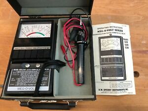 A.W.Instruments Megohm Tester wcase/probe/doc Volt/R/Mohm M530