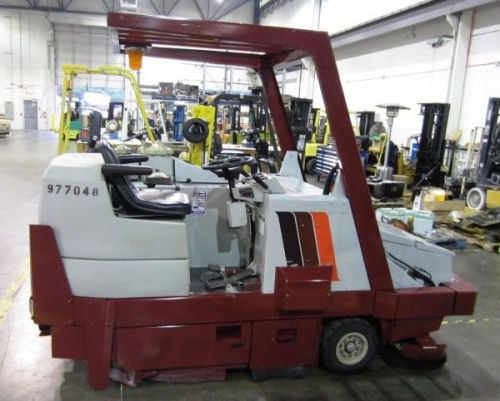 133: Floor Scrubber, 1997 Power Boss Model TS/82 New Brushes, New Squeegees, New