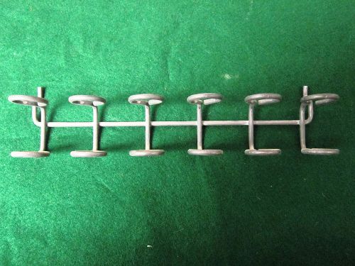 PEGBOARD HOOKS, SCREWDRIVER HOLDER WITH 3/4&#034; HOLES FITS 6 SCREWDRIVERS