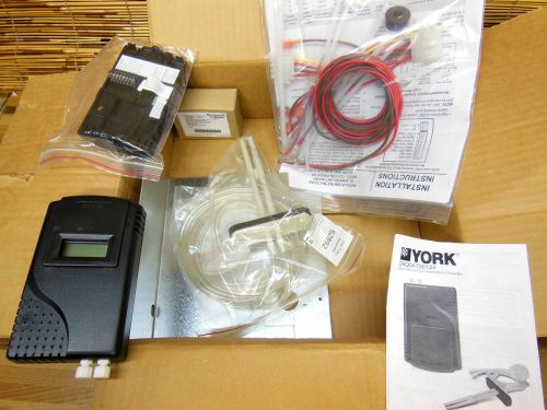 York 2AQ04700124 Duct mount CO2 ventilation controller