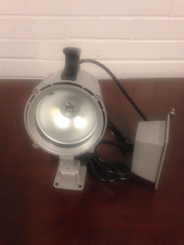 Electrix Illumination 7701 Gray Tool Light 55W Halogen %LI2%