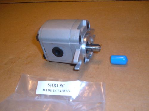 Hydraulic Gear Pump Crown brand SHR1-5C 3.5 cu. cm/rev 175 Kg/sq. cm  brand new