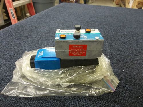 Vickers hydraulic control directional pilot valve dg4v-3-2a-m-fpbwl-b6-60 new for sale