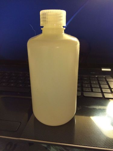 Nalgene HDPE Plastic Narrow Mouth Bottle. 8 oz. 340630